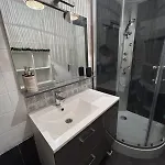 Grand Et Chaleureux Proche Kinepolis Appartement *