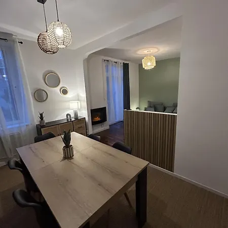 Grand Et Chaleureux Proche Kinepolis