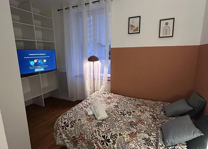 Grand Et Chaleureux Proche Kinepolis *