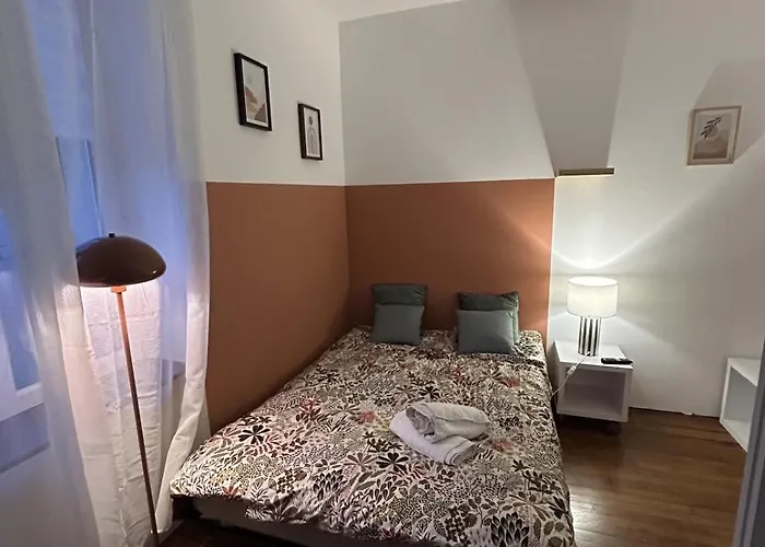 Grand Et Chaleureux Proche Kinepolis Апартаменты *