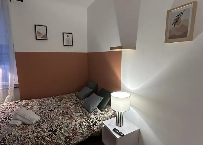 Grand Et Chaleureux Proche Kinepolis Нанси